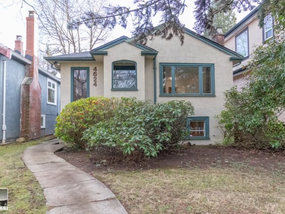 Charming 2-storey home with mature landscaping and lush front yard in a quiet neighbourhood. Perfect for family living and outdoor entertaining, featuring classic architecture and inviting curb appeal.