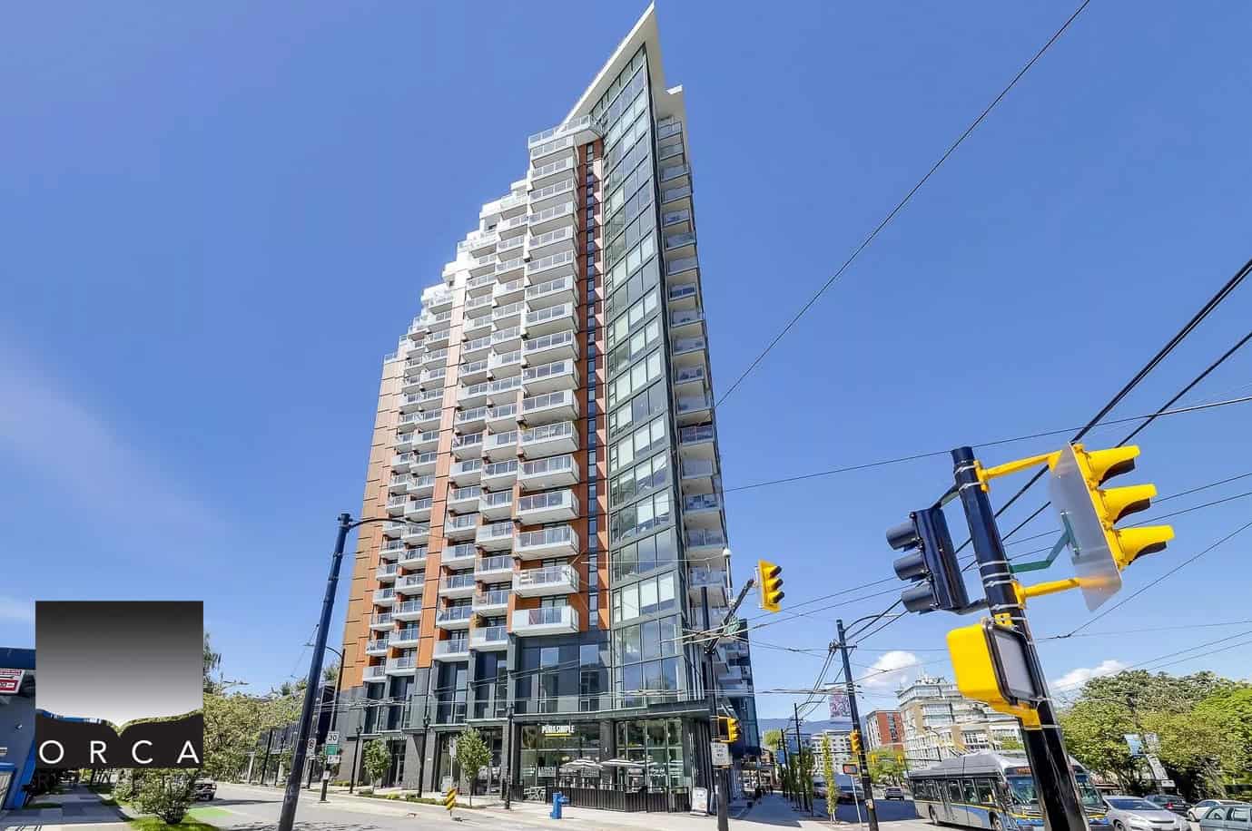 Modern high-rise condominium building in Downtown Vancouver, offering luxury urban living with spacious apartments, scenic views, and prime location.
