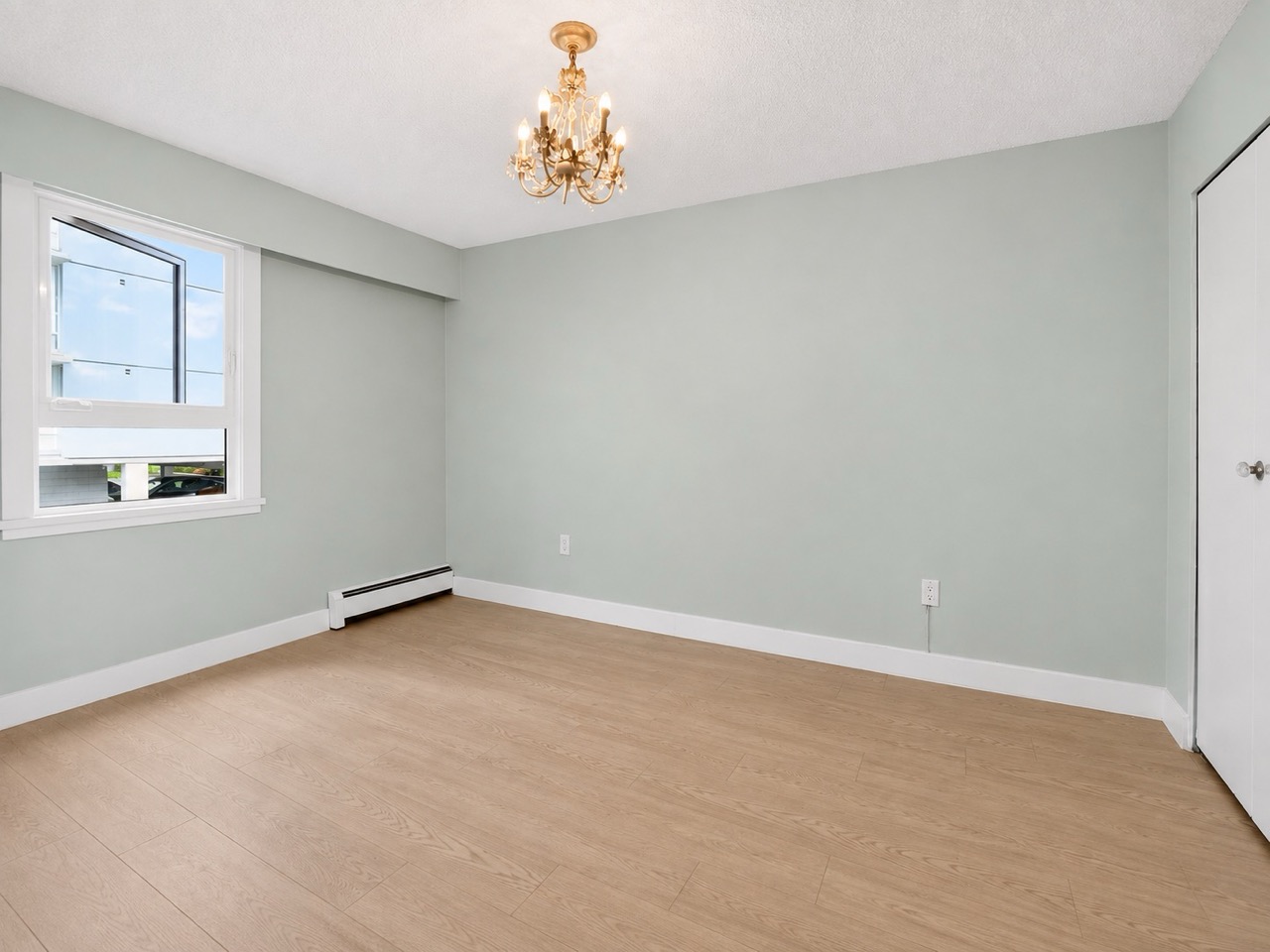 4 – Master bedroom Large