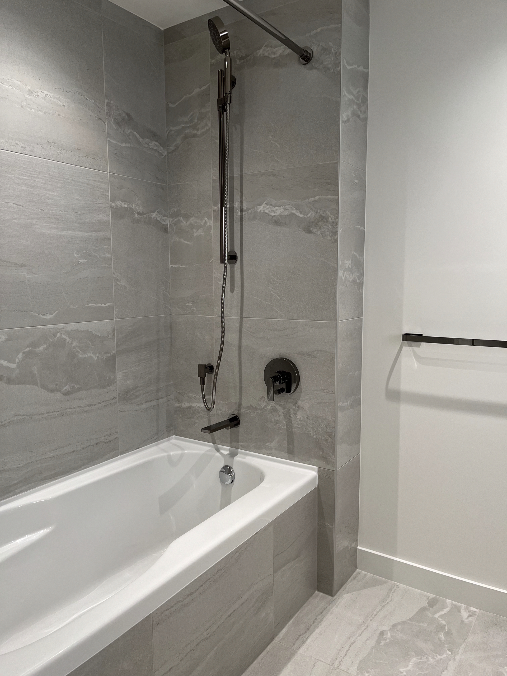 bathroom2-august (1)